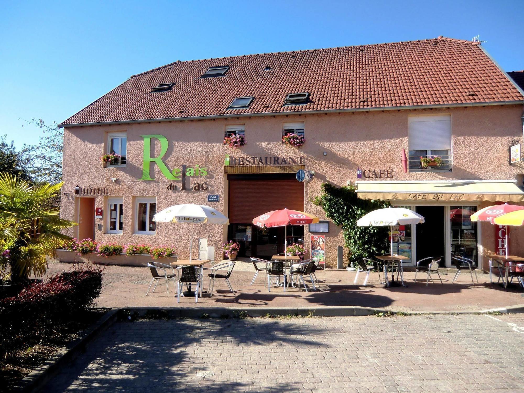 Relais Du Lac Villegusien-le-Lac Exterior photo